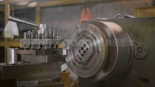 金屬加工機械制造 從車床到研磨的專業(yè)之路