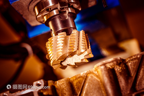 金工數(shù)控銑床 現(xiàn)代金屬加工技術的核心驅動力